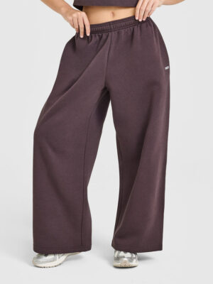 FOUNDATIONS OVERSIZED STRAIGHT LEG SWEATPANTS