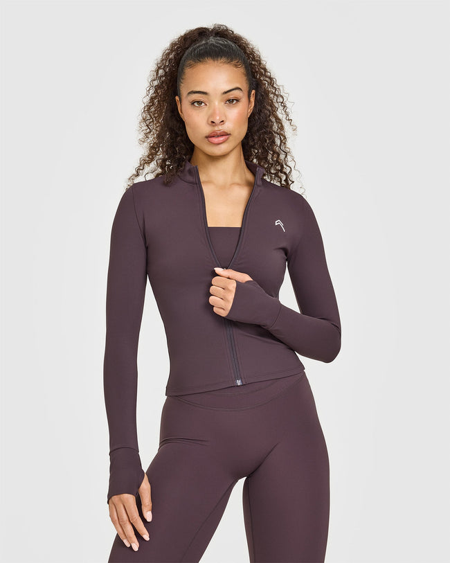 Q3COLOURINJECTION_UNIFIED_JACKET_DARKUMBERBROWN_250619_PDP_1440x1800_01_650x.jpg