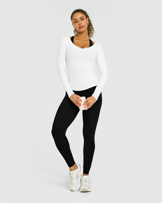 STRONGYETSOFT_MELLOW_RIB_V-NECK_LONG_SLEEVE_TOP_WHITE_250728_PDP_1440x1800_03_650x.jpg