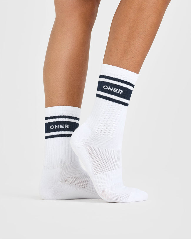 STRONGYETSOFT_VARSITY_LONG_CREW_SOCKS_2-PACK_TRUEBLUE_250728_PDP_1440x1800_03_650x.jpg