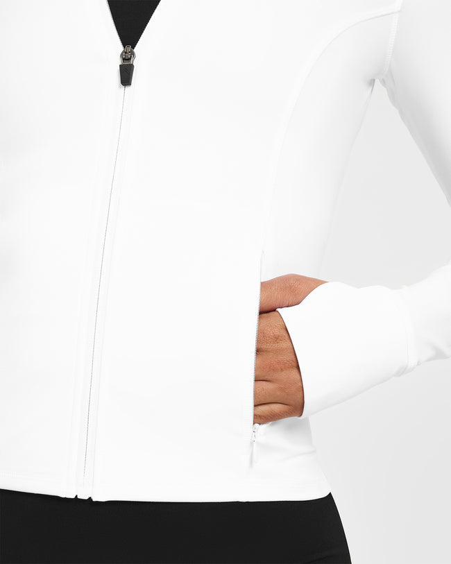 TIMELESS_INJECTION_JACKET_WHITE_250611_PDP_1440x1800_06_650x.jpg