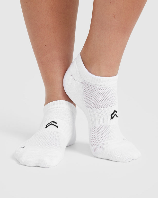TRAINER_SOCK_WHITE_02_650x.jpg