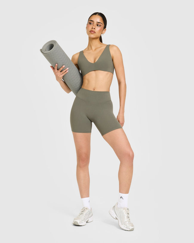 WINTER_SEASONAL_SOFTMOTION_HIGH_WAISTED_SHORTS_ALPINEGREEN_251006_PDP_1440x1800_03_ace6b981-7d88-4760-81d1-386fe92b0e5d_650x.jpg